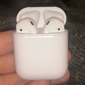 apple airpods